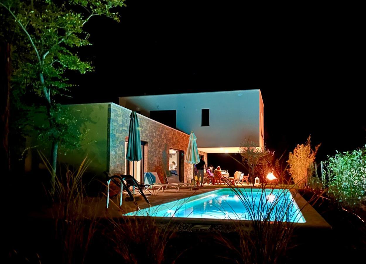 Villa Zen - With Pool & Close To The Sea Tar-Vabriga Екстериор снимка