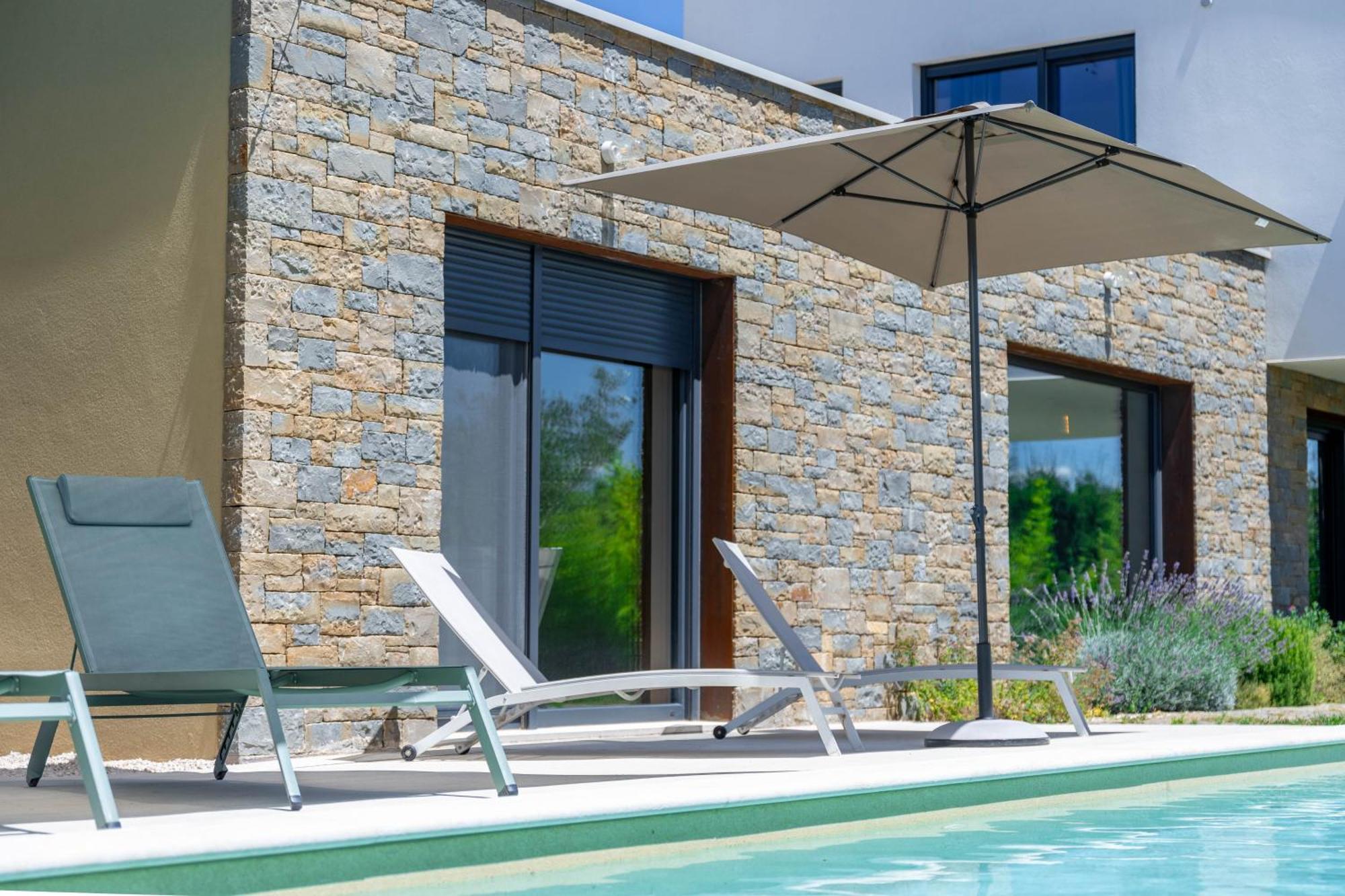 Villa Zen - With Pool & Close To The Sea Tar-Vabriga Екстериор снимка